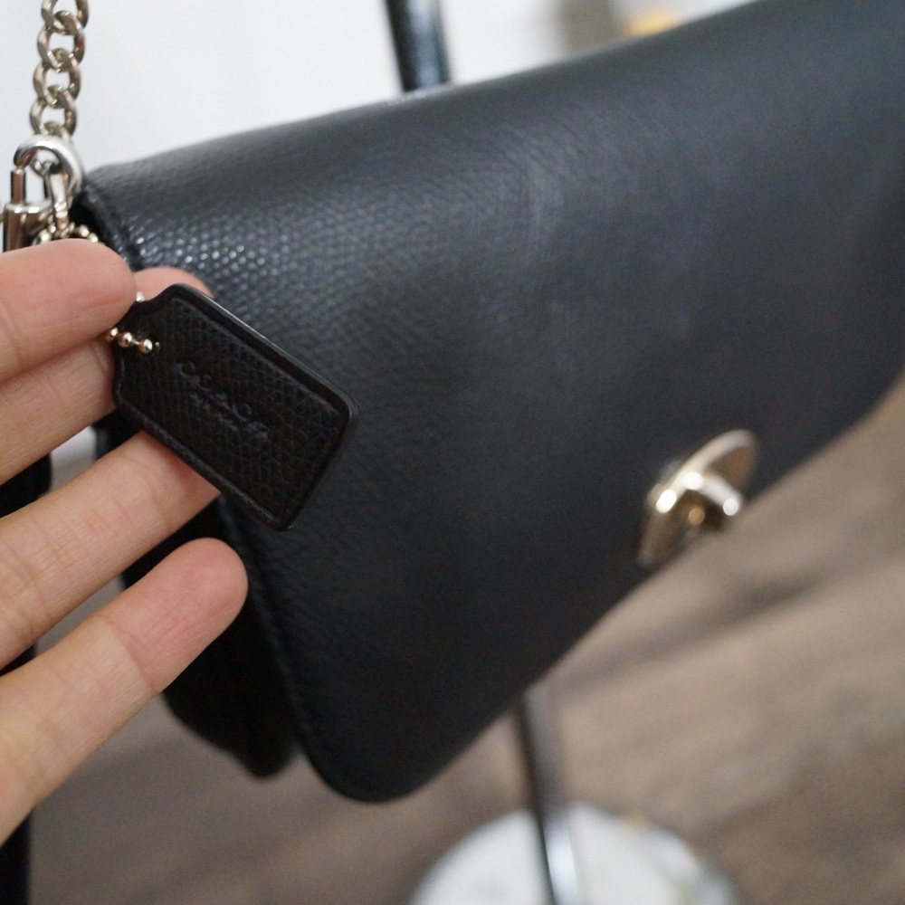 Coach Black Leather Chain Strap Convertible Shoulder Bag Crossbody - Picture 4 of 14